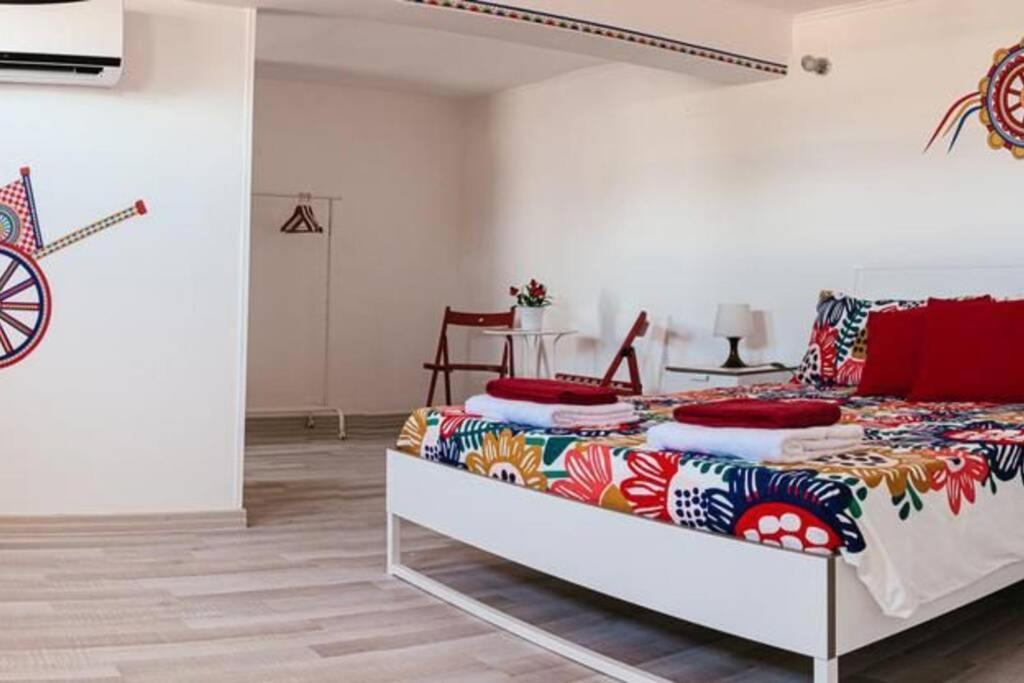 Attico In Pieno Centro Storico Di Catania Διαμέρισμα Εξωτερικό φωτογραφία
